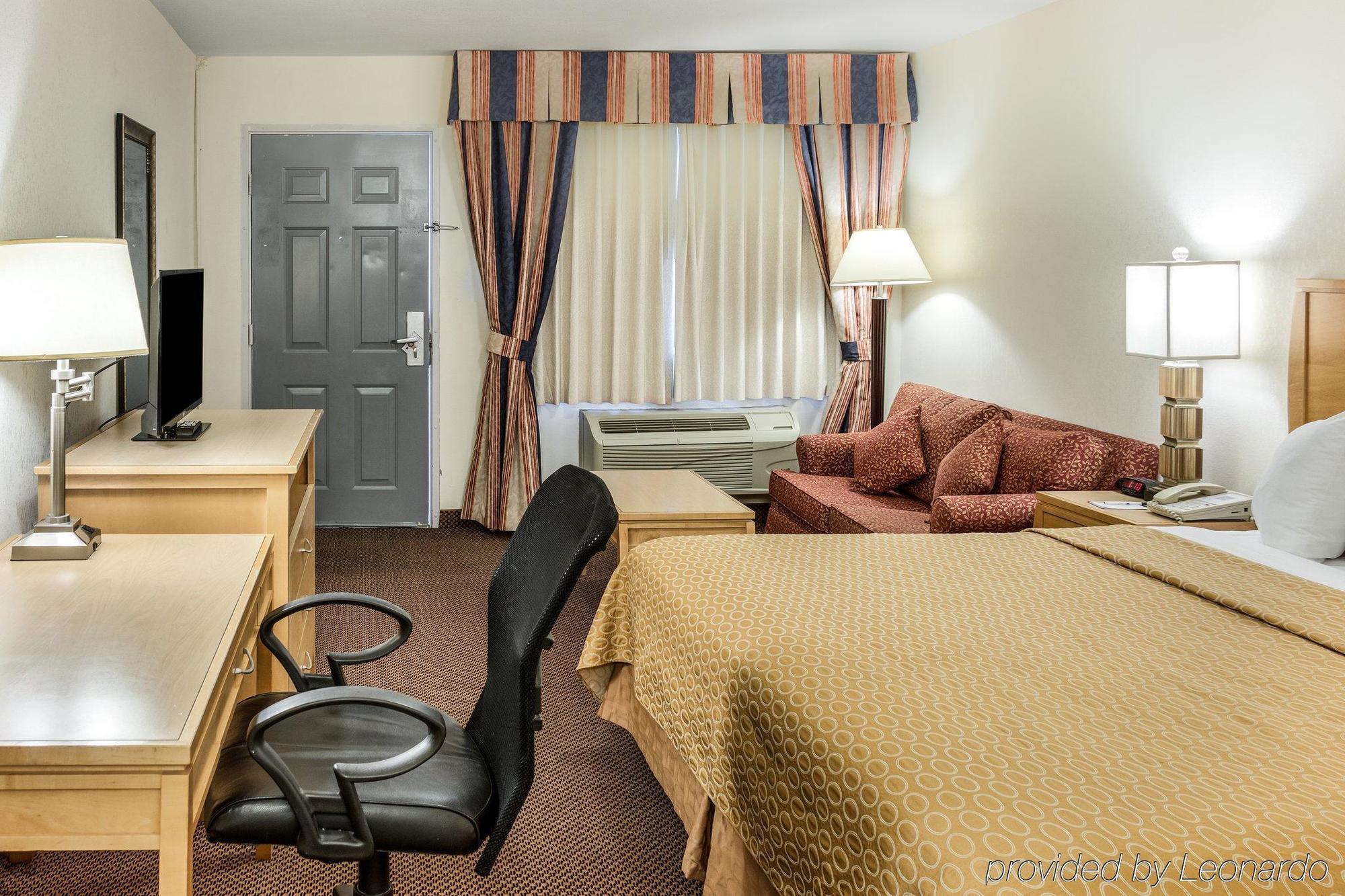 Desert Sands Inn & Suites Albuquerque Exterior foto